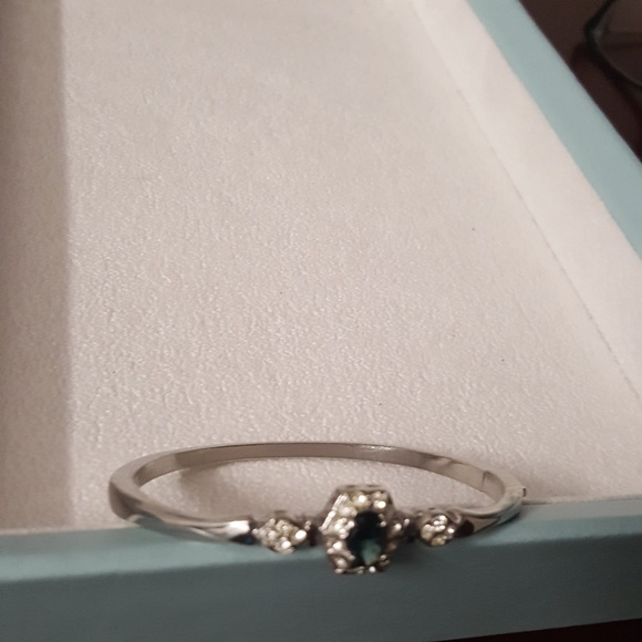 Beautiful bracelet - Picture 2 of 2